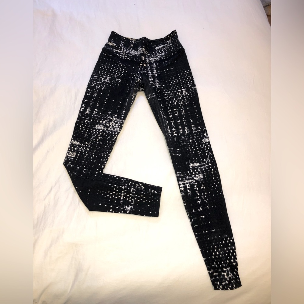Nike Black & White Printed Leggings MK